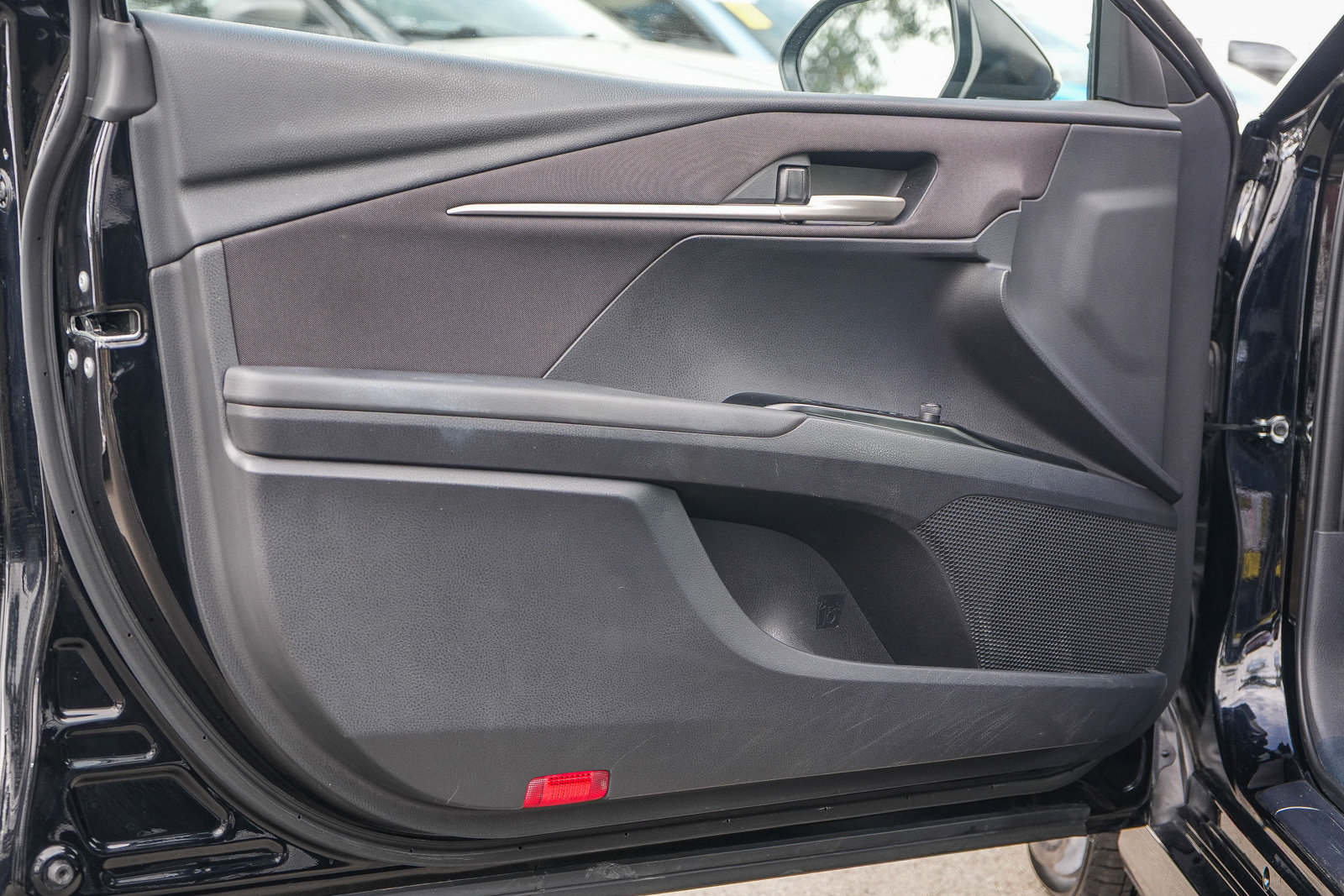 Used 2025 Toyota Camry LE FWD image 21