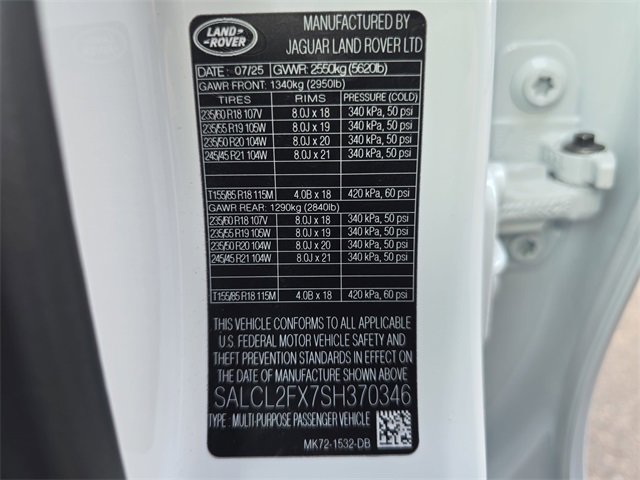 New 2025 Land Rover Discovery Sport Dynamic SE image 22