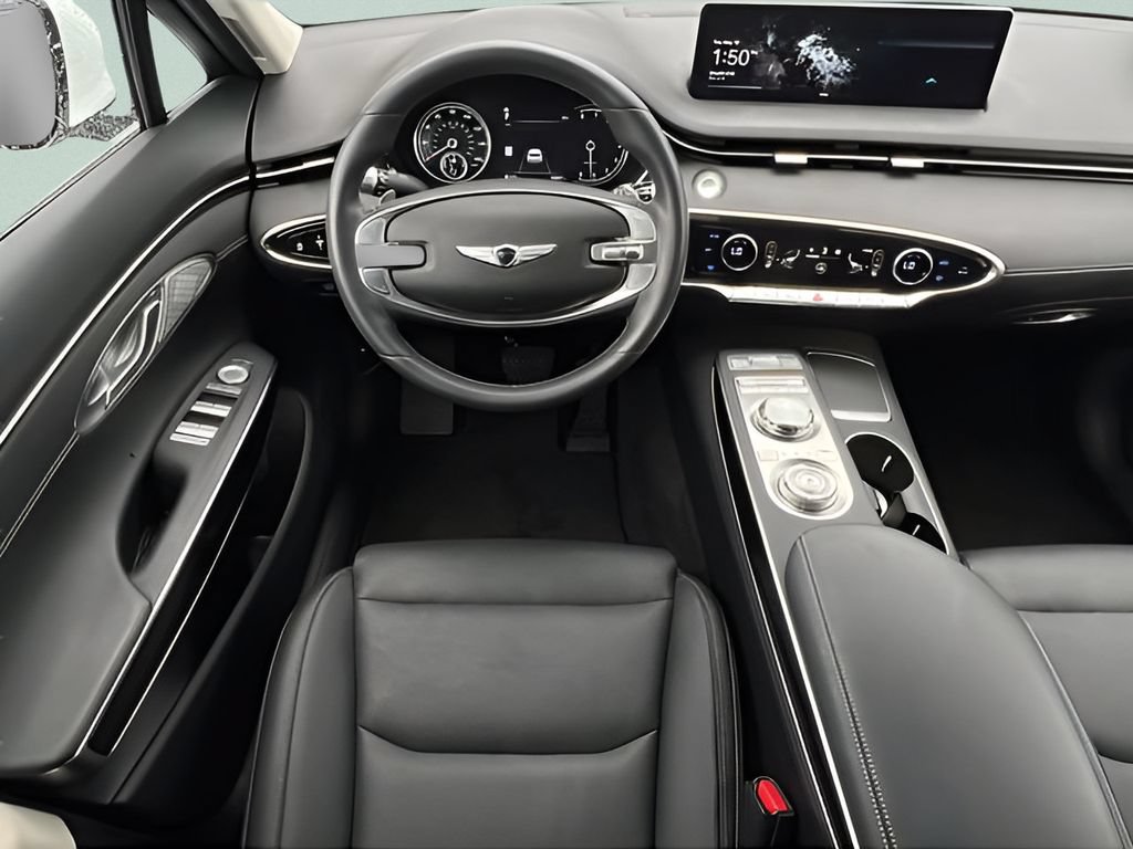 Used 2025 Genesis GV70 2.5T AWD/4WD image 12