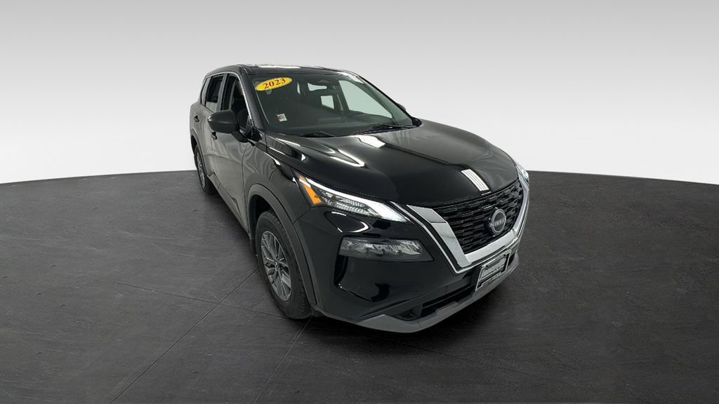 Used 2023 Nissan Rogue S FWD image 1
