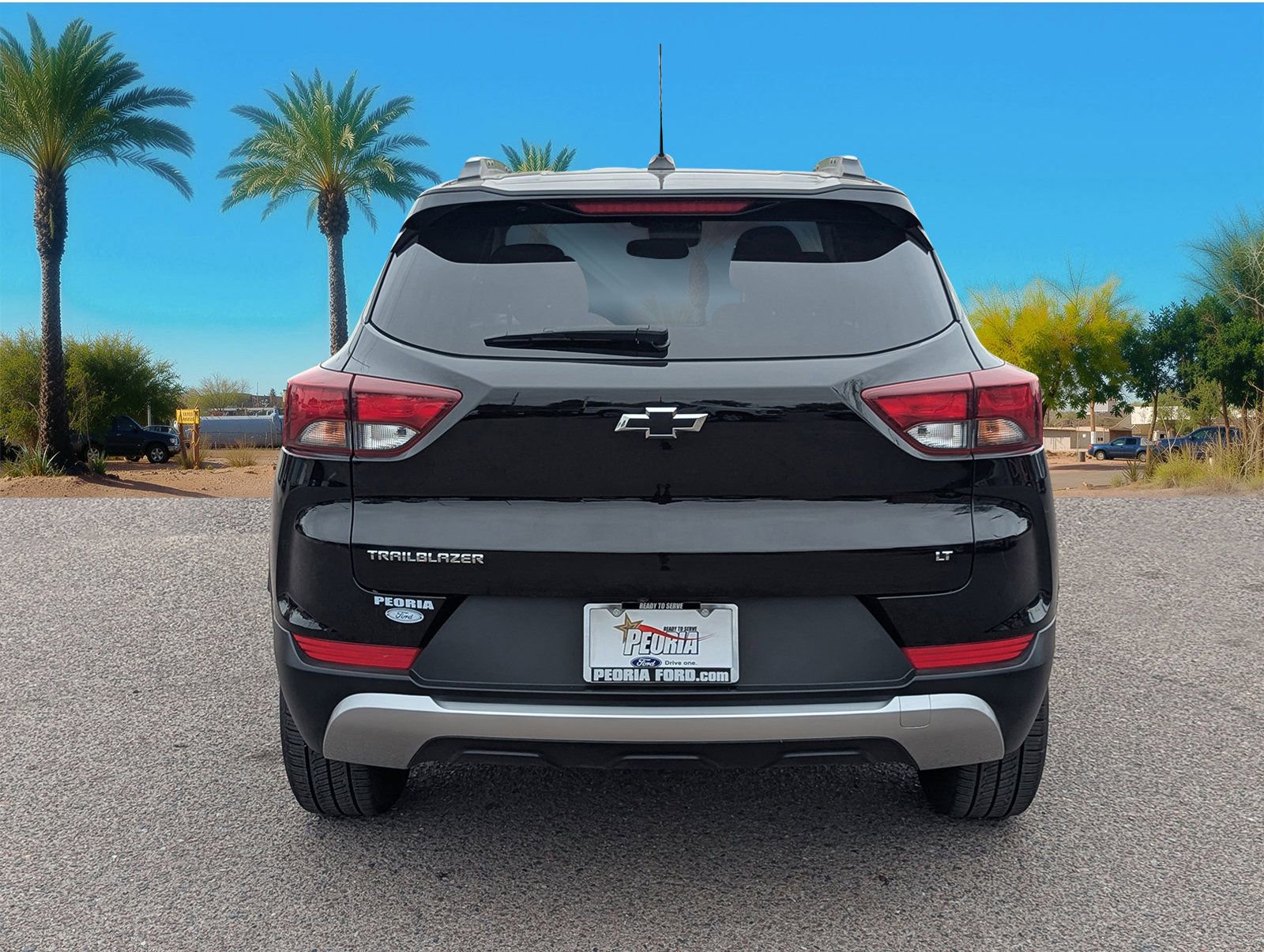 Used 2023 Chevrolet TrailBlazer LT w/ Convenience Package image 4