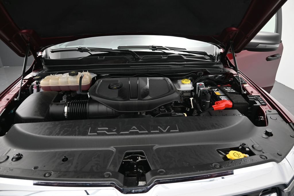 Used 2025 RAM 1500 Big Horn AWD/4WD image 13