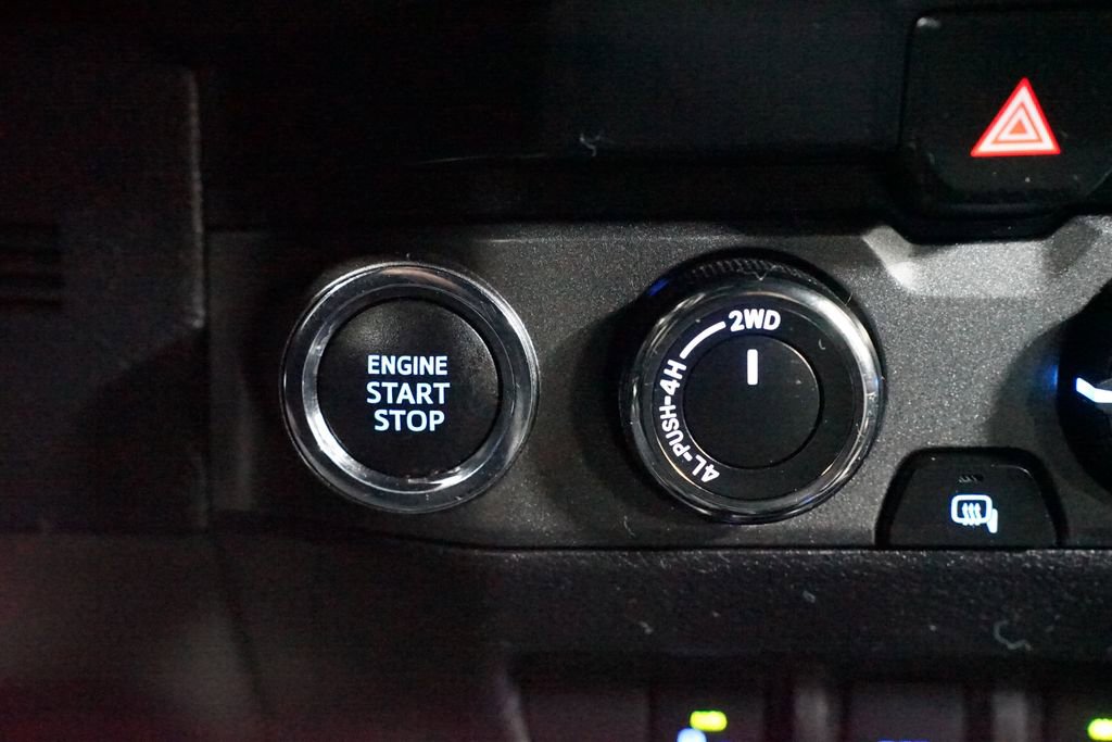 Used 2020 Toyota Tacoma TRD Off-Road w/ Technology Package image 21