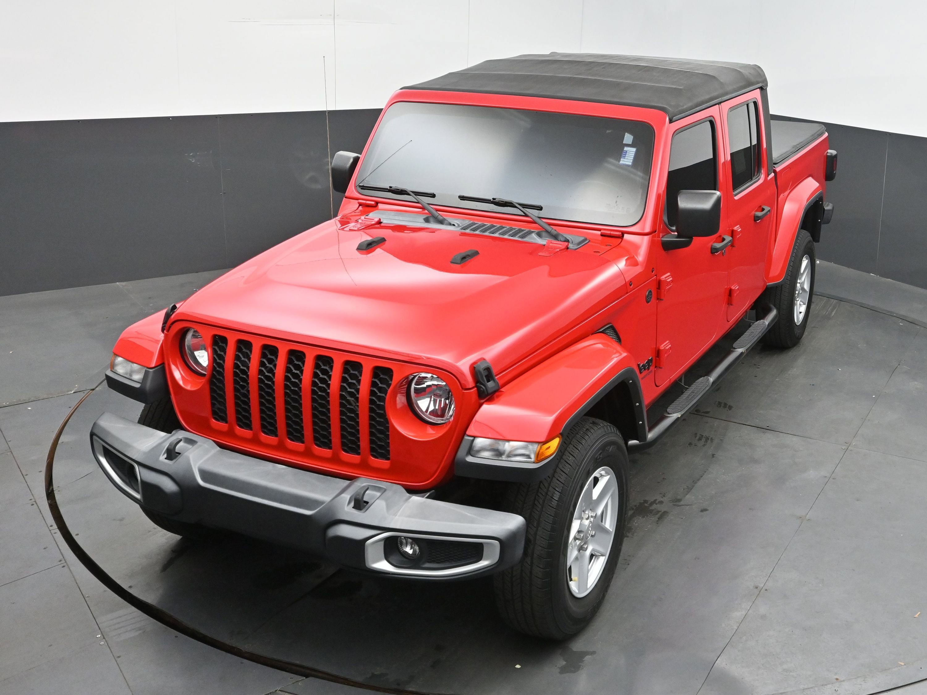 Used 2022 Jeep Gladiator Sport image 30