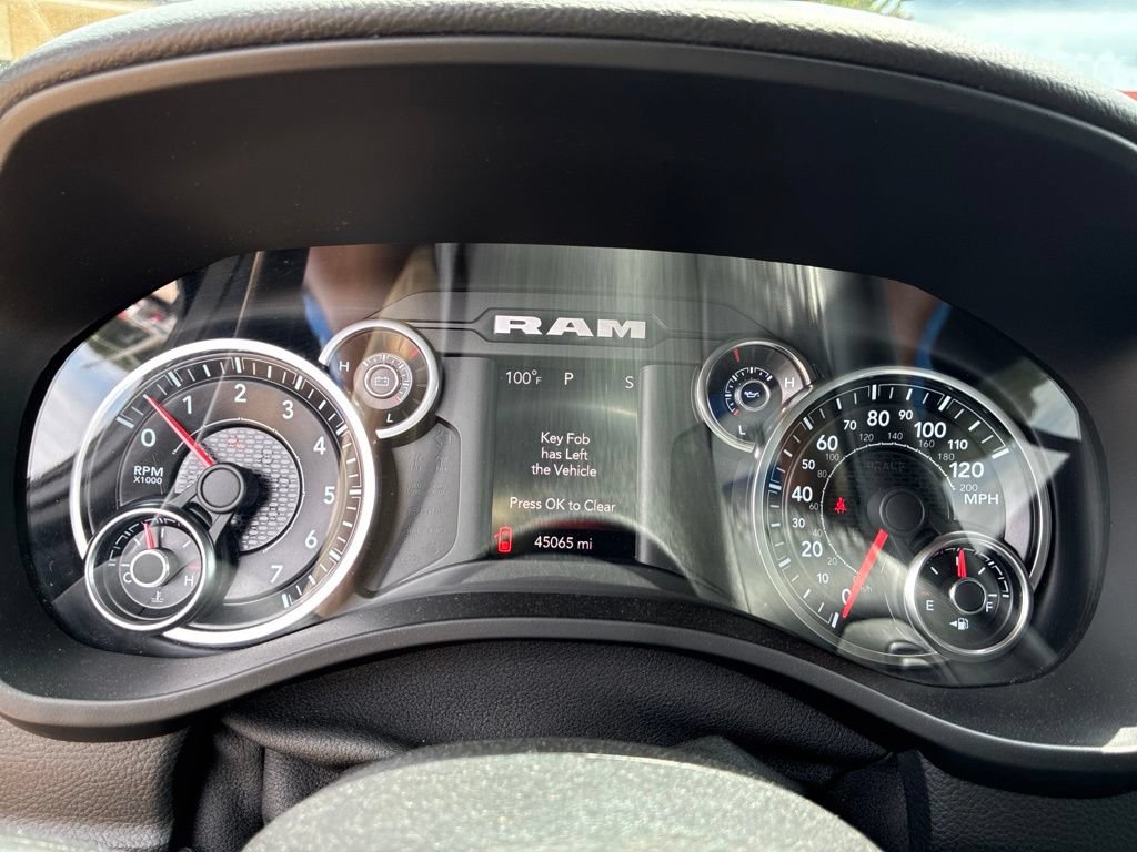 Used 2020 RAM 1500 Big Horn AWD/4WD image 20