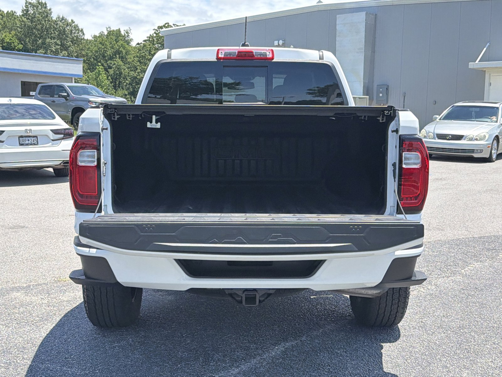 Used 2023 GMC Canyon Elevation w/ Convenience Package AWD/4WD image 31