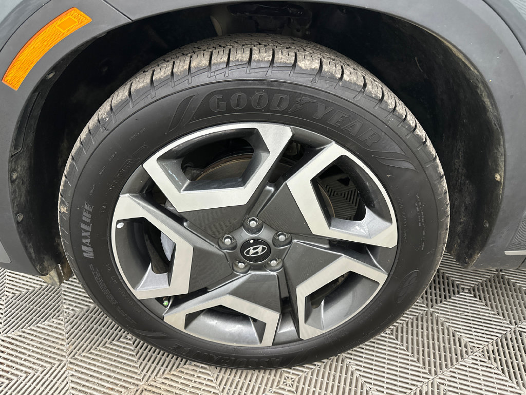 Used 2023 Hyundai Palisade SEL w/ Premium Package FWD image 13