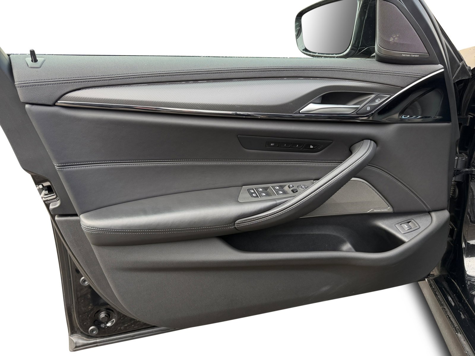 Used 2022 BMW M5 w/ Executive Package image 12
