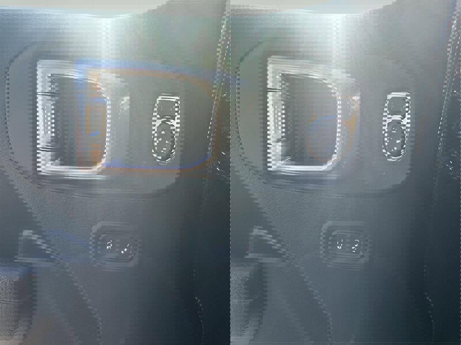 Used 2024 Jeep Wrangler Unlimited Rubicon image 11