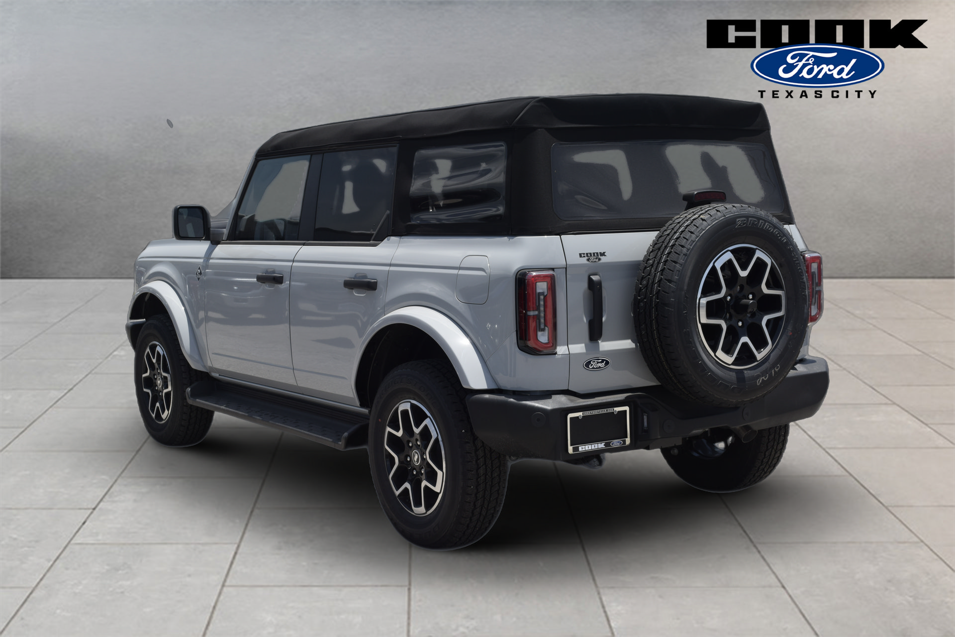 New 2026 Ford Bronco Outer Banks AWD/4WD image 4