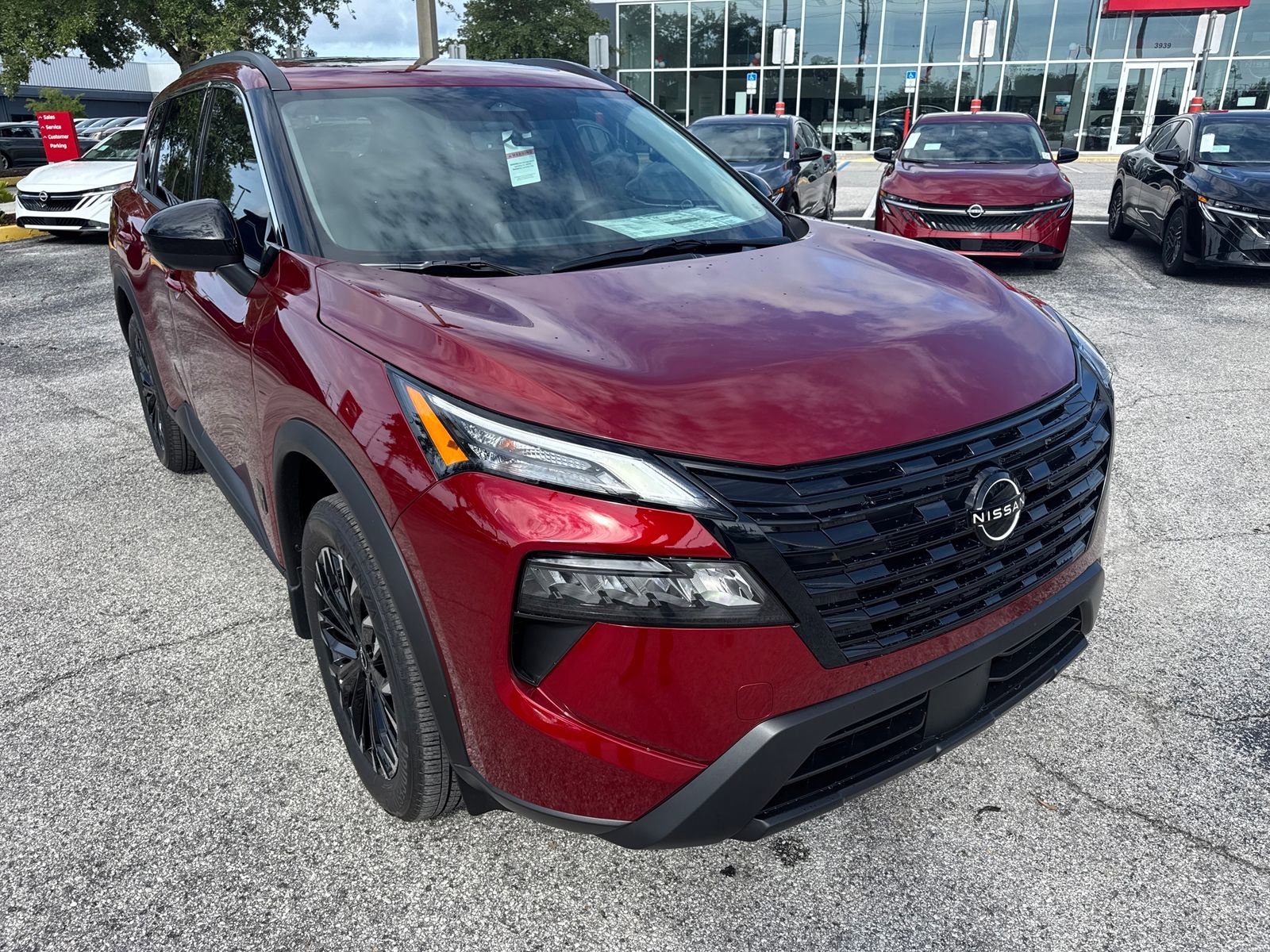 New 2026 Nissan Rogue Dark Armor FWD image 5