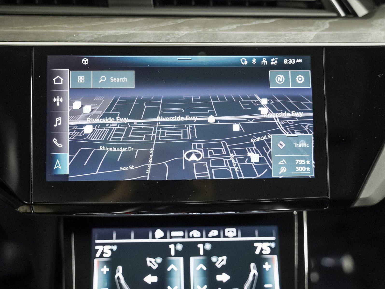 Used 2024 Audi Q8 e-tron Premium Plus image 22