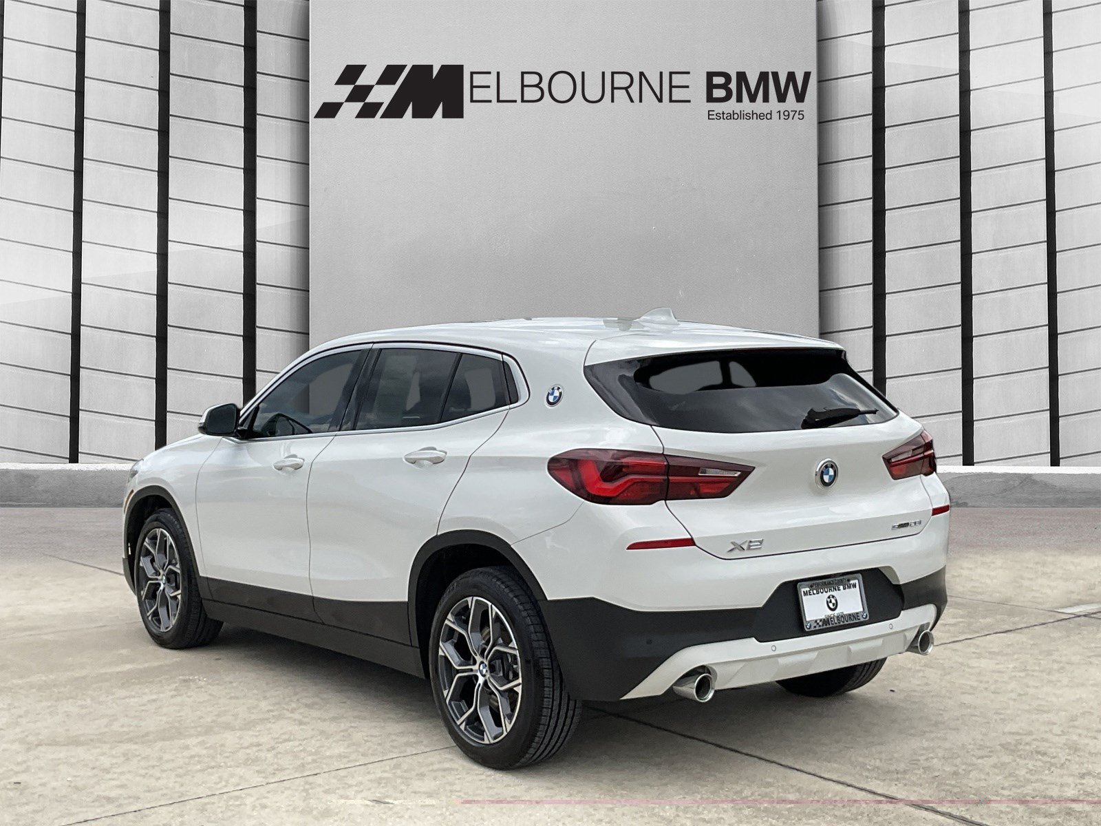 Used 2023 BMW X2 sDrive28i w/ Convenience Package FWD image 6