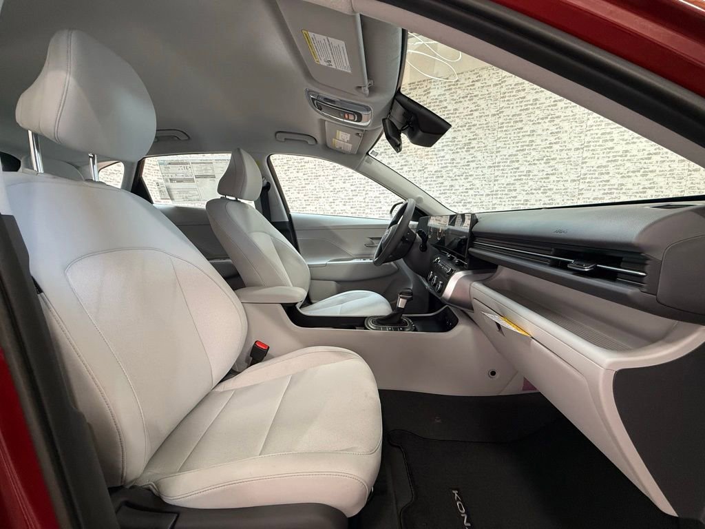 New 2026 Hyundai Kona SE image 11