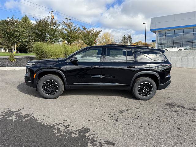 New 2027 Chevrolet Traverse Z71 w/ Enhanced Driving Package AWD/4WD image 2