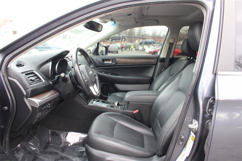 Used 2015 Subaru Outback 3.6R Limited image 11