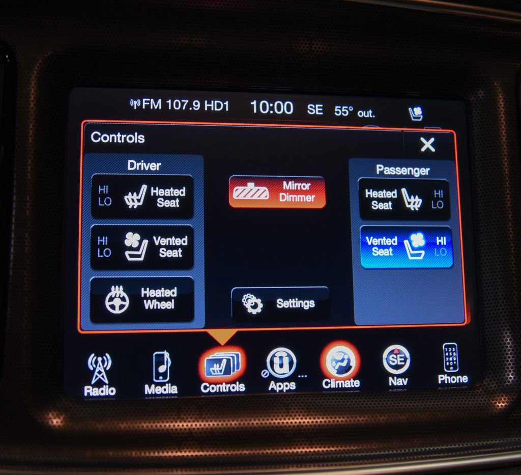 Used 2017 Dodge Challenger SRT w/ Technology Group RWD image 27