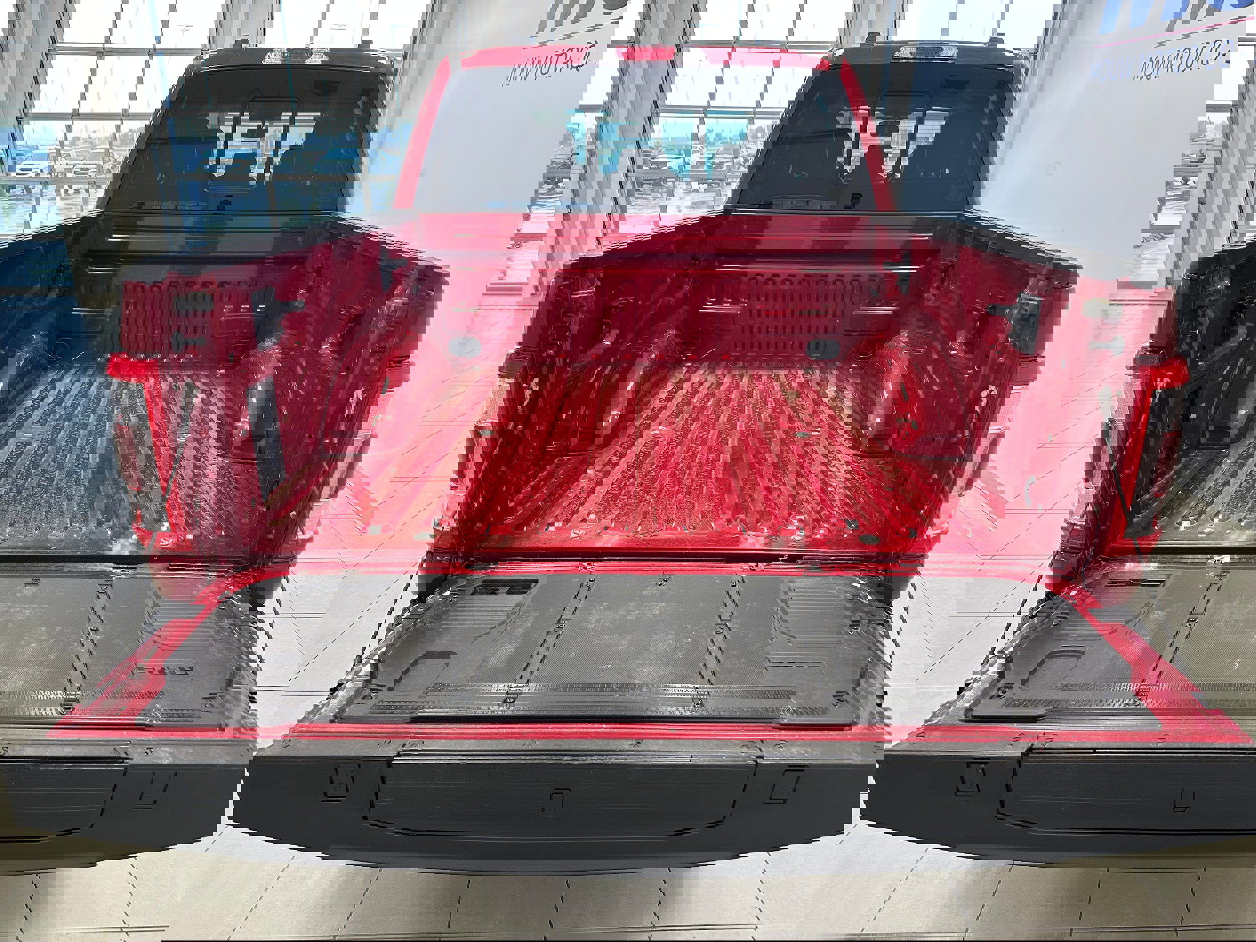 Used 2022 Ford F150 Lariat image 7