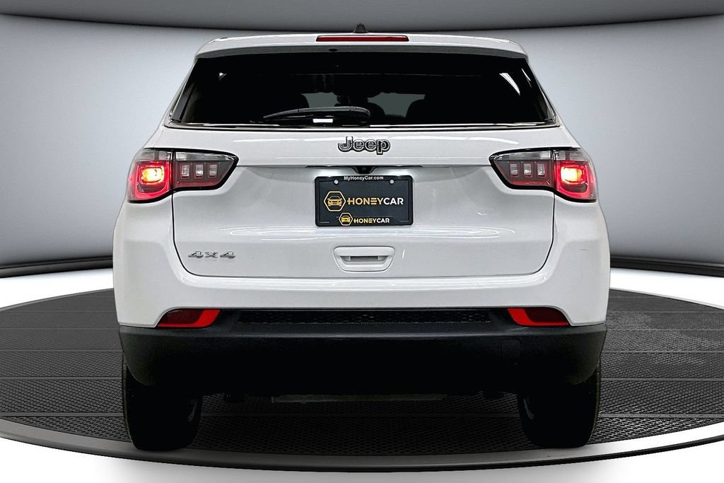 Used 2023 Jeep Compass Sport AWD/4WD image 5
