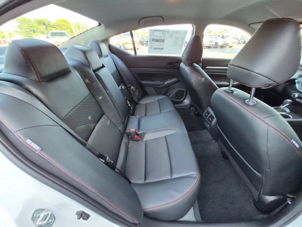 New 2026 Nissan Altima 2.5 SR AWD/4WD image 25