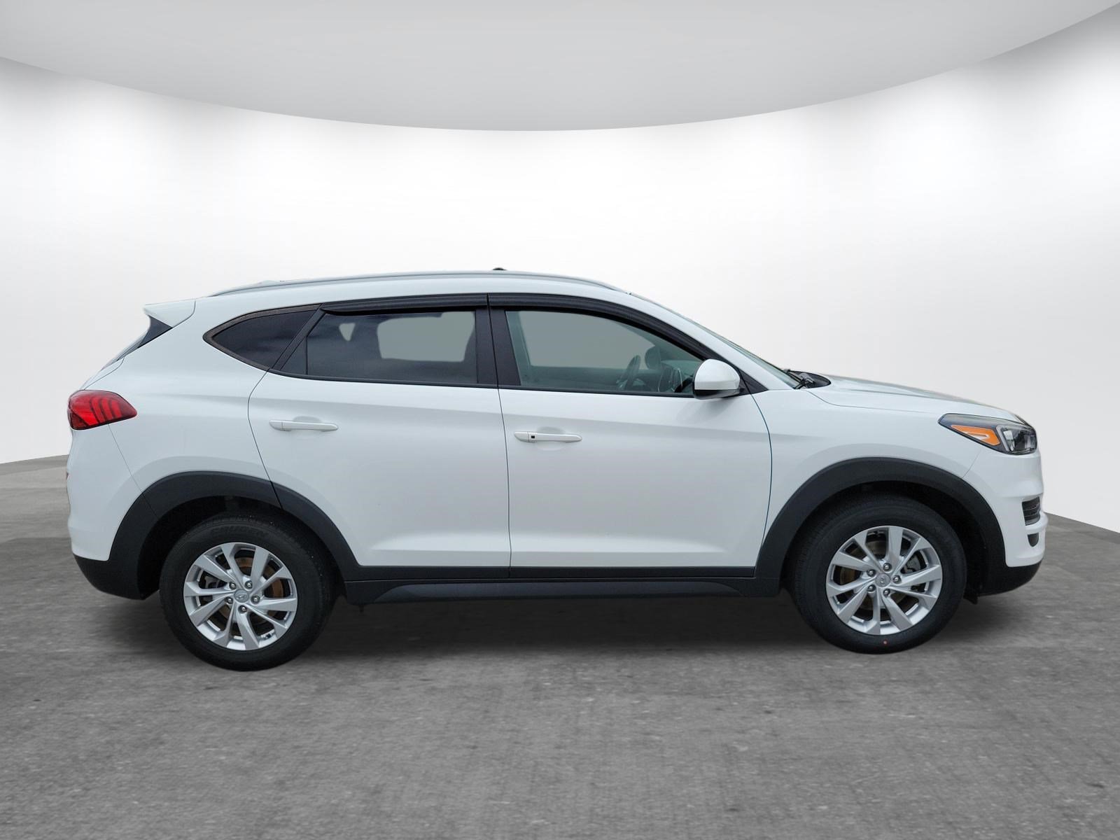 Used 2021 Hyundai Tucson Value w/ Cargo Package FWD image 4