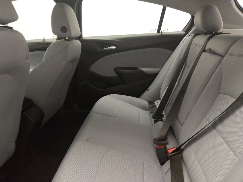 Used 2019 Chevrolet Cruze LT image 18