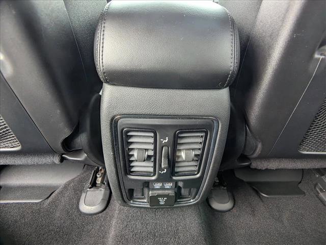Used 2021 Jeep Grand Cherokee Limited image 15