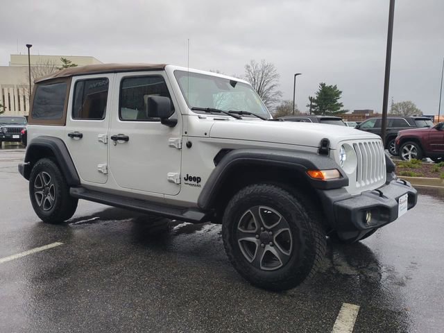 Used 2020 Jeep Wrangler Unlimited Sport image 2