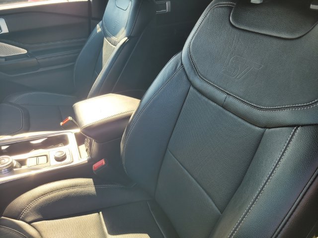Certified 2020 Ford Explorer ST w/ Premium Technology Package AWD/4WD image 11