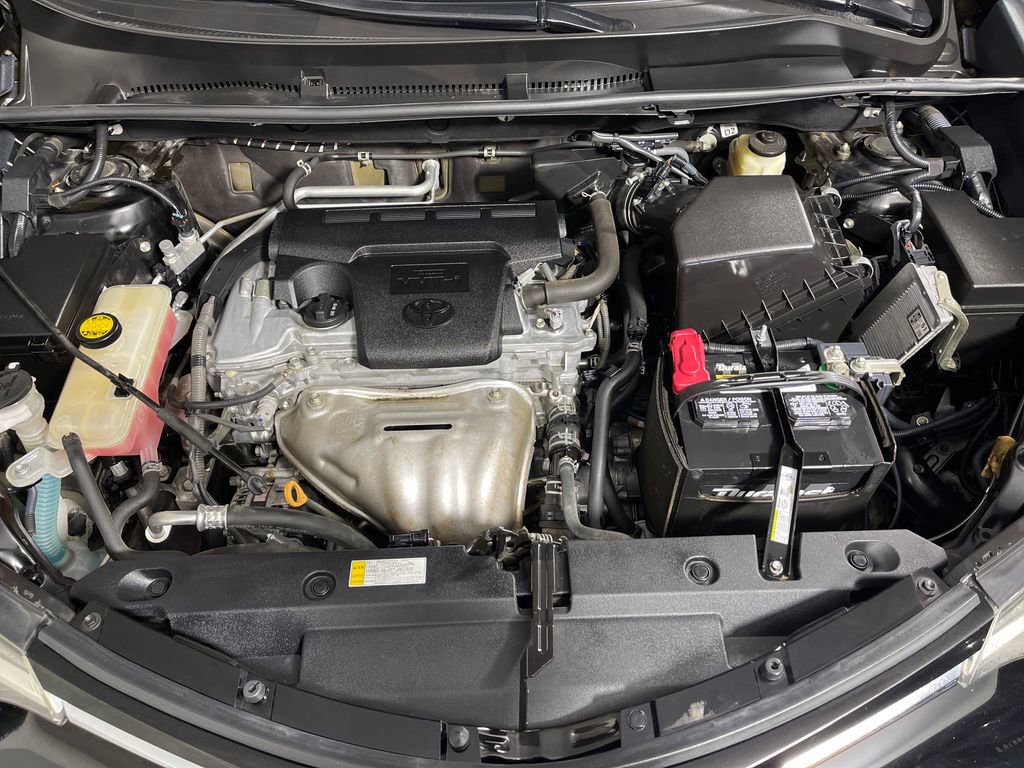 Used 2017 Toyota RAV4 XLE w/ Carpet Mat Package FWD image 9