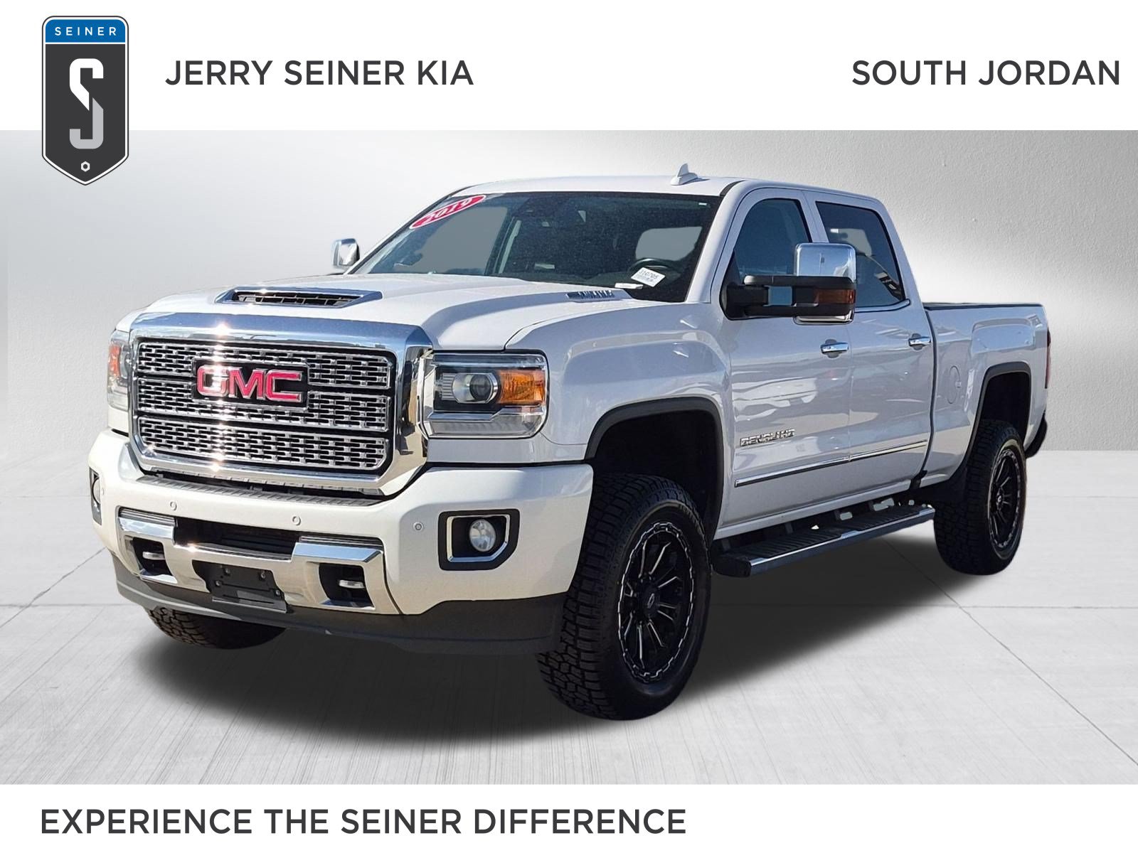 Used 2019 GMC Sierra 3500 Denali w/ Duramax Plus Package AWD/4WD image 1
