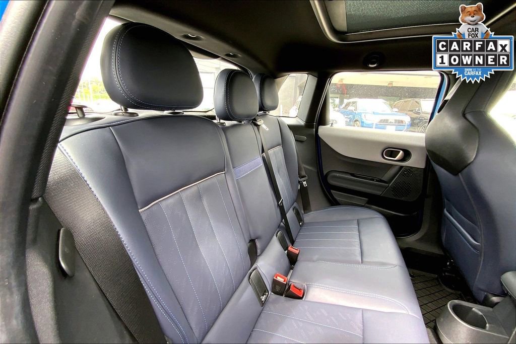 Certified 2025 MINI Cooper 4-Door Hardtop image 27