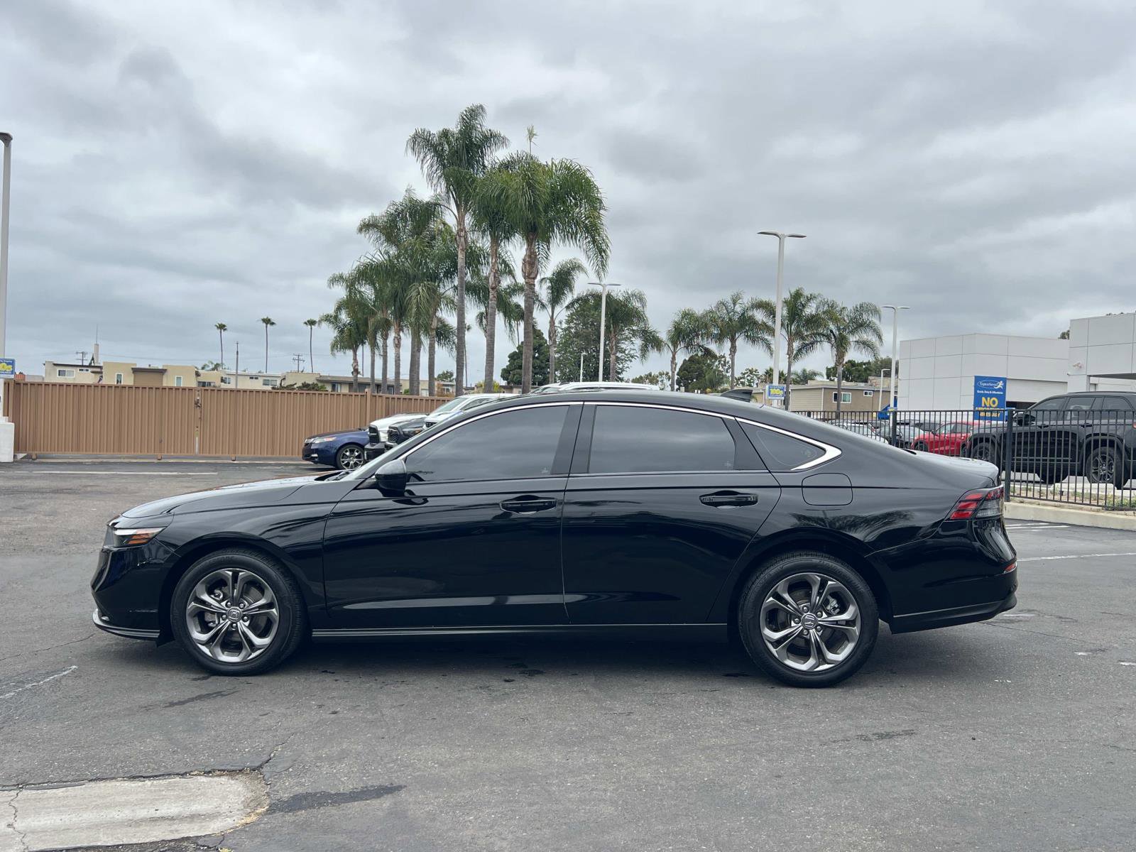 Certified 2023 Honda Accord EX image 2