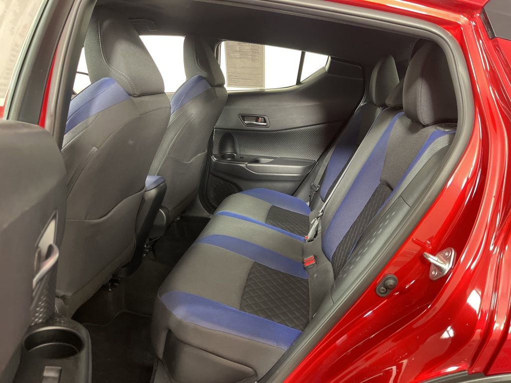 Used 2020 Toyota C-HR XLE image 21