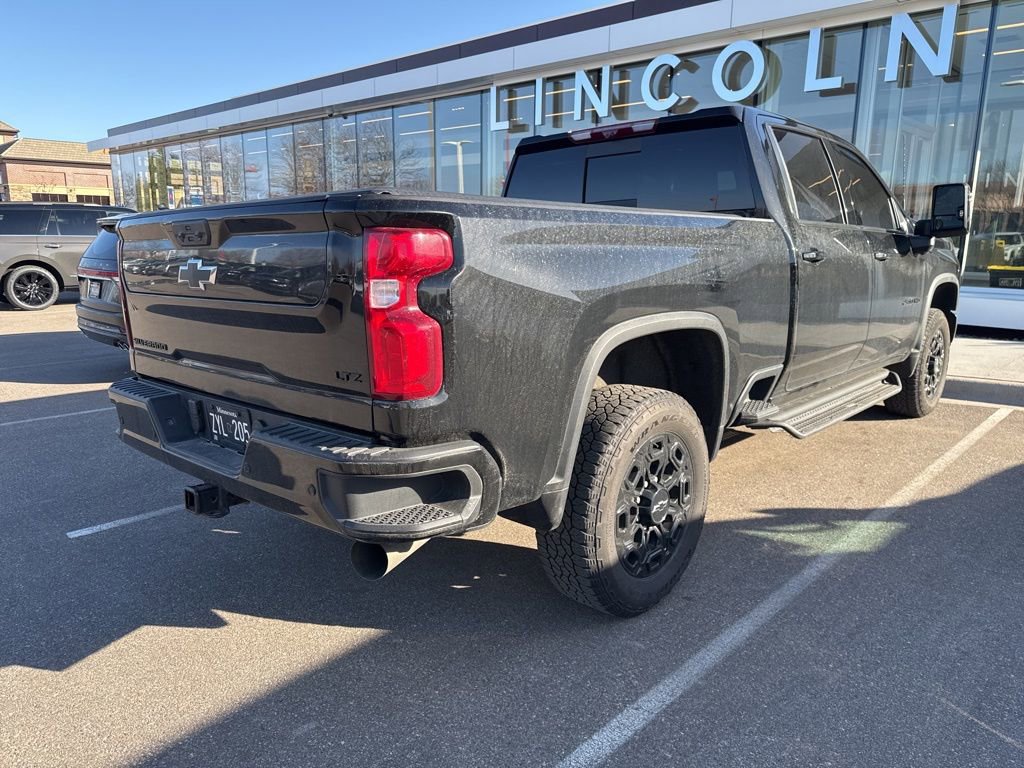 Used 2024 Chevrolet Silverado 2500 LTZ w/ LTZ Plus Package image 2