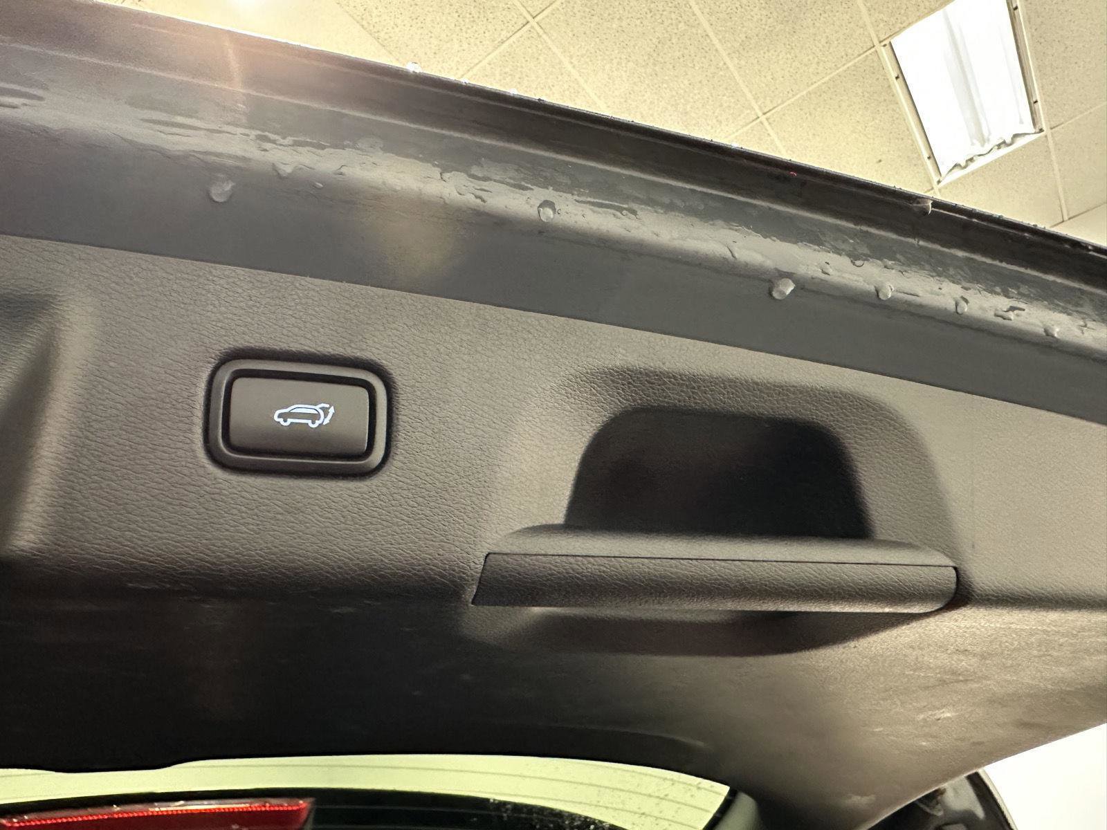 Used 2020 Hyundai Palisade SEL image 28