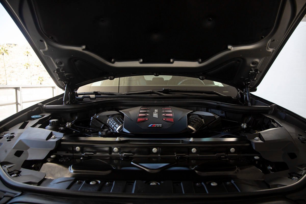 Certified 2025 BMW X6 M Competition w/ Executive Package image 40