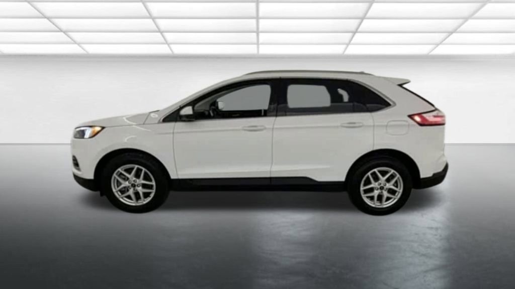 Used 2022 Ford Edge SEL w/ Convenience Package image 5