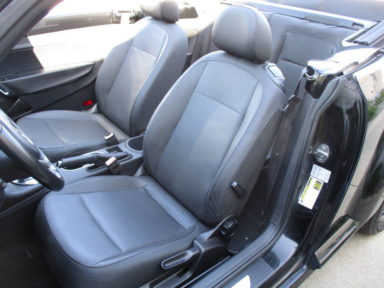 Used 2013 Volkswagen Beetle 2.5 FWD image 55
