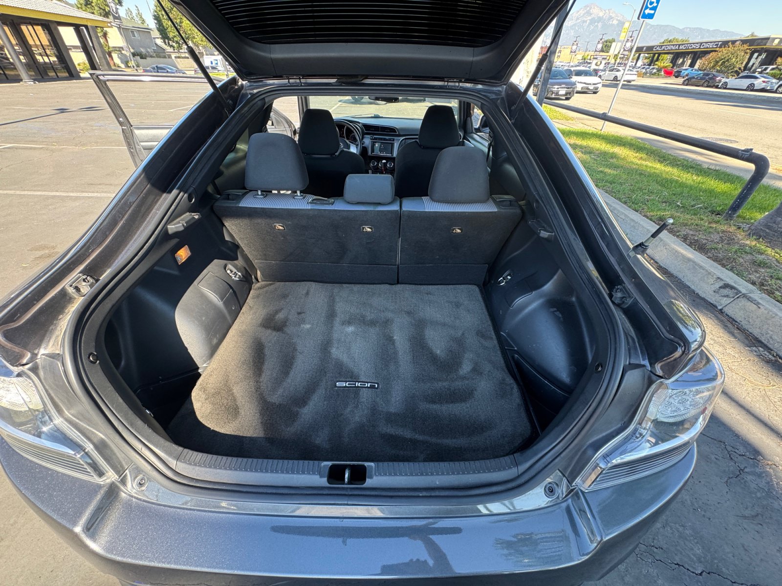 Used 2015 Scion tC FWD image 18