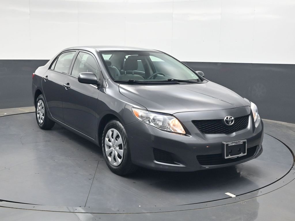 Used 2010 Toyota Corolla LE FWD image 2