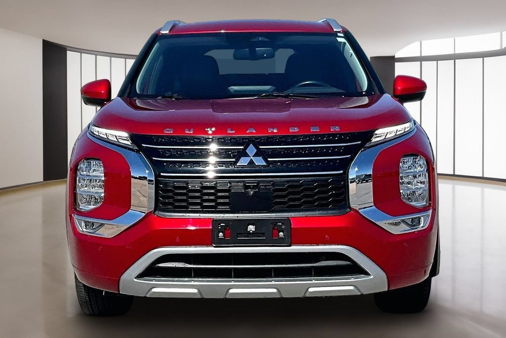 Used 2024 Mitsubishi Outlander SEL FWD image 3