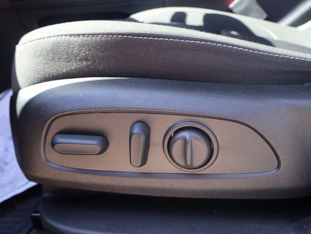 Certified 2023 GMC Acadia SLE w/ Driver Convenience Package AWD/4WD image 45