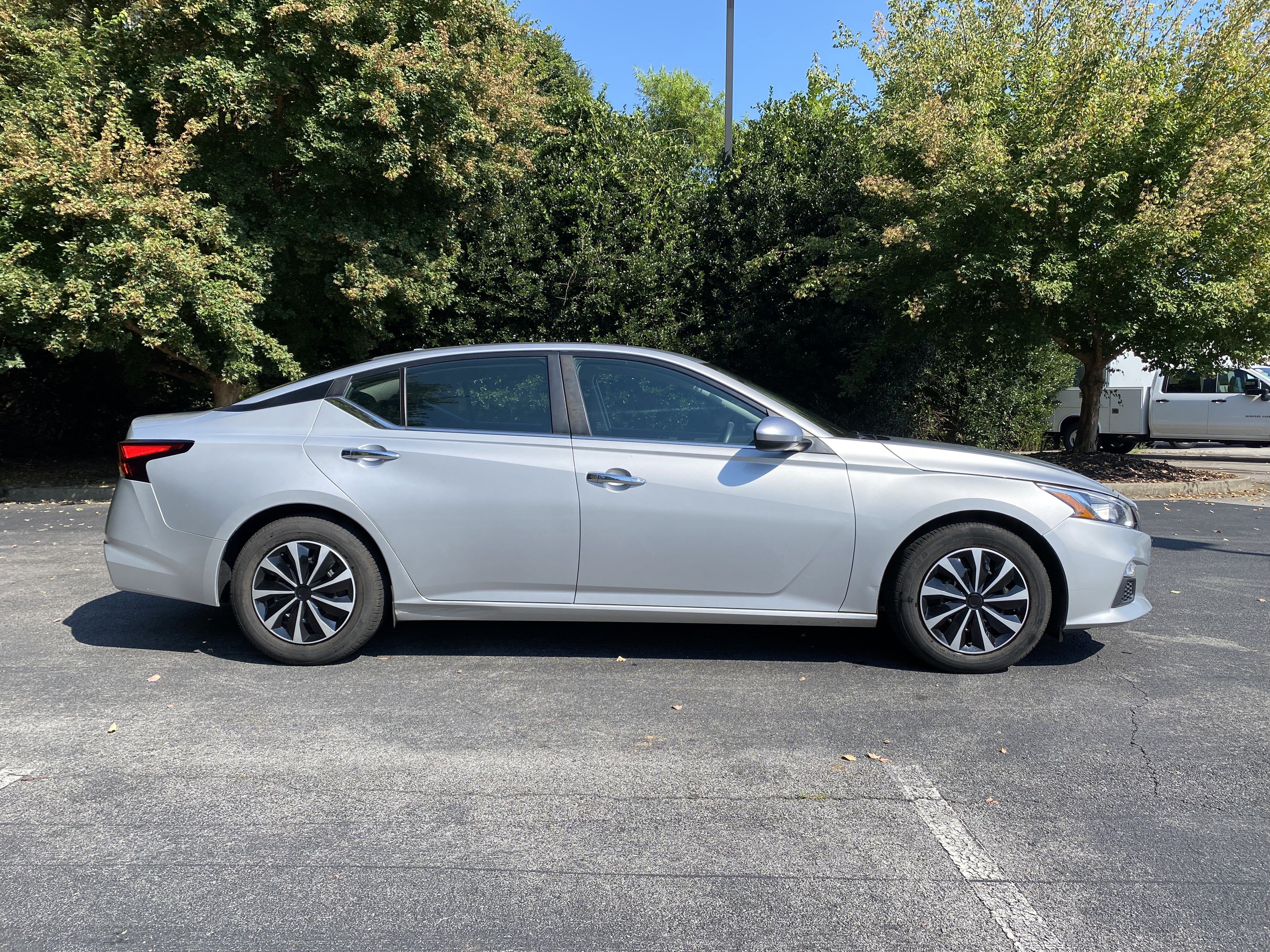 Used 2019 Nissan Altima 2.5 S FWD image 10