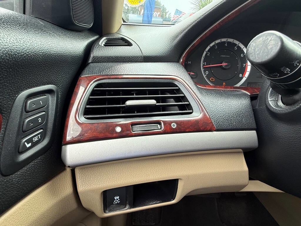 Used 2011 Honda Accord EX-L image 8