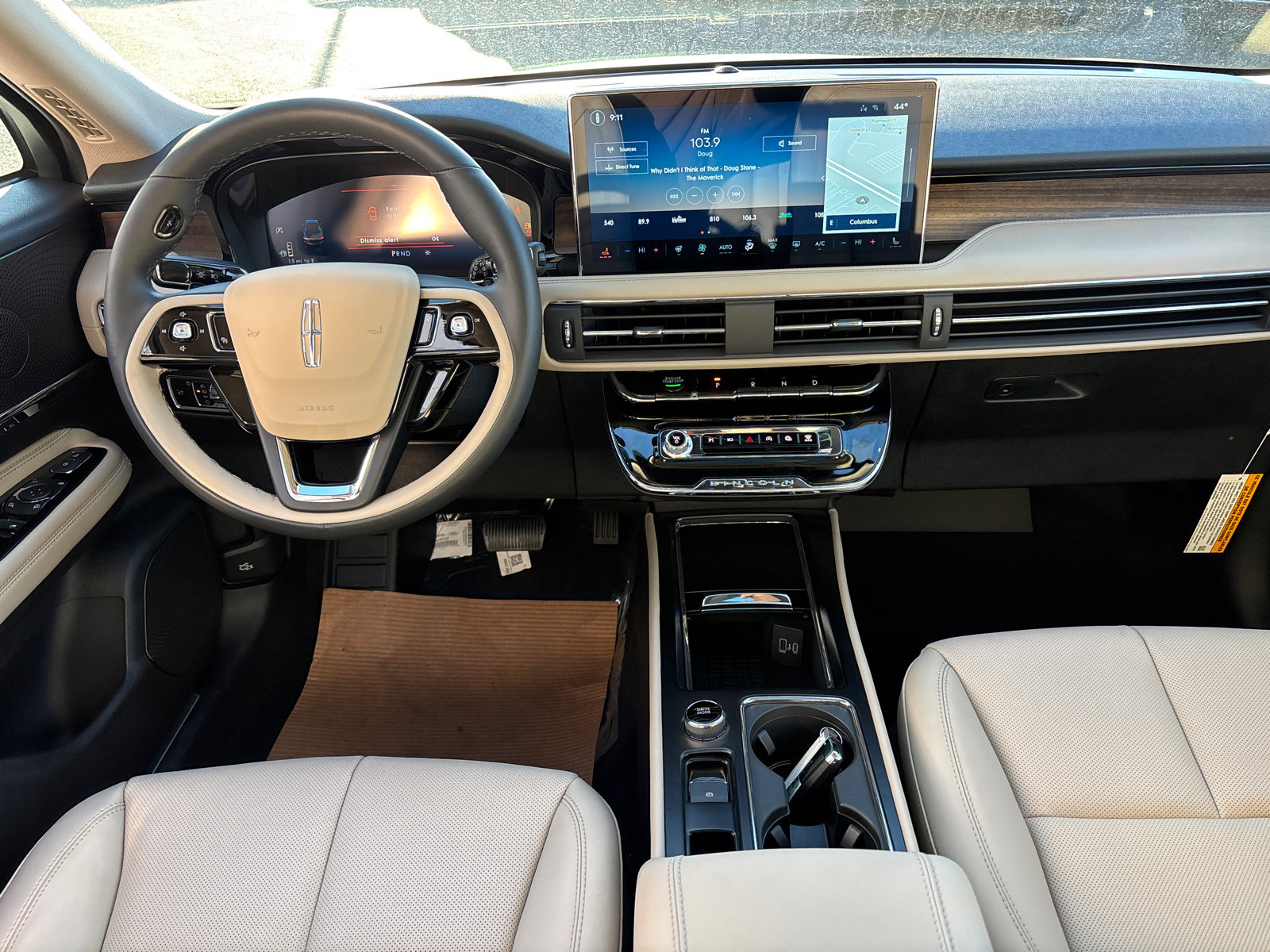 New 2026 Lincoln Corsair Reserve image 29