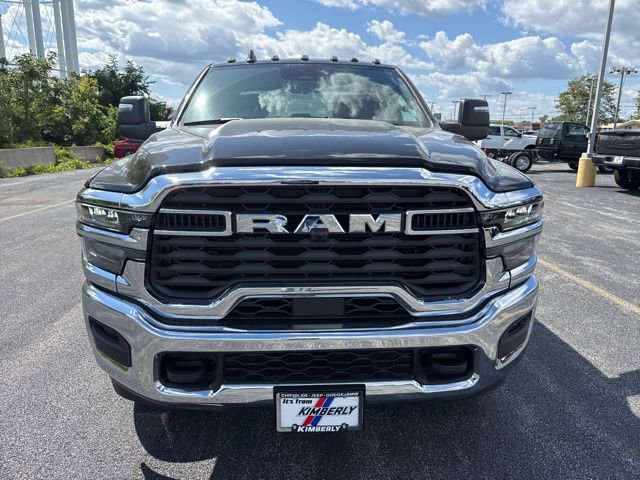 Used 2025 RAM 3500 Tradesman w/ Safety Group image 8