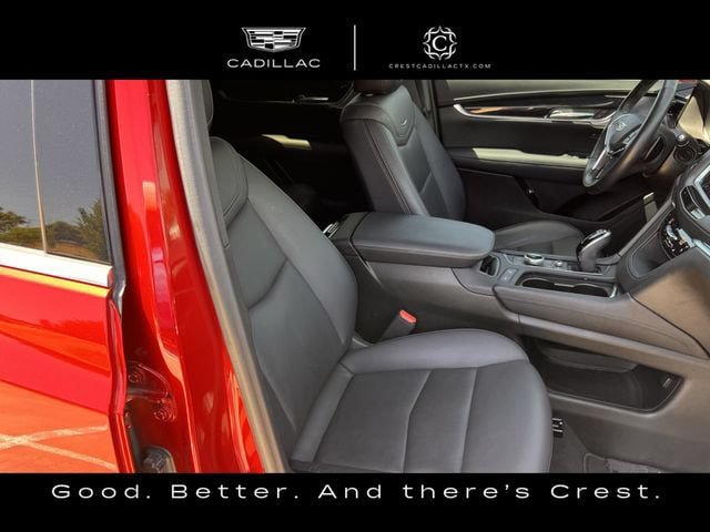 Certified 2023 Cadillac XT5 Premium Luxury w/ LPO, Floor Liner Package FWD image 29