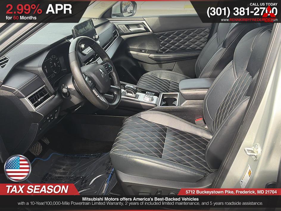 Used 2023 Mitsubishi Outlander SEL image 12