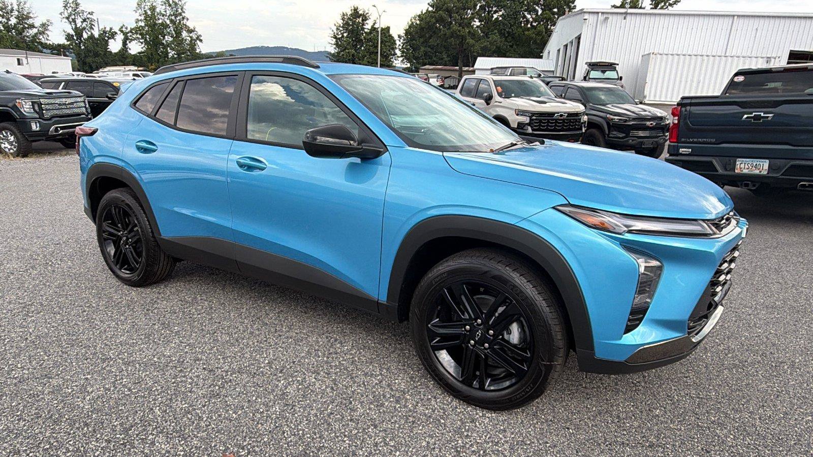 New 2026 Chevrolet Trax ACTIV w/ Sunroof Package FWD image 7